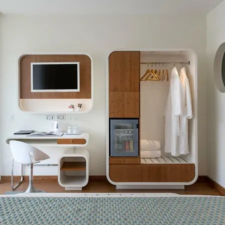 T-suite Отель