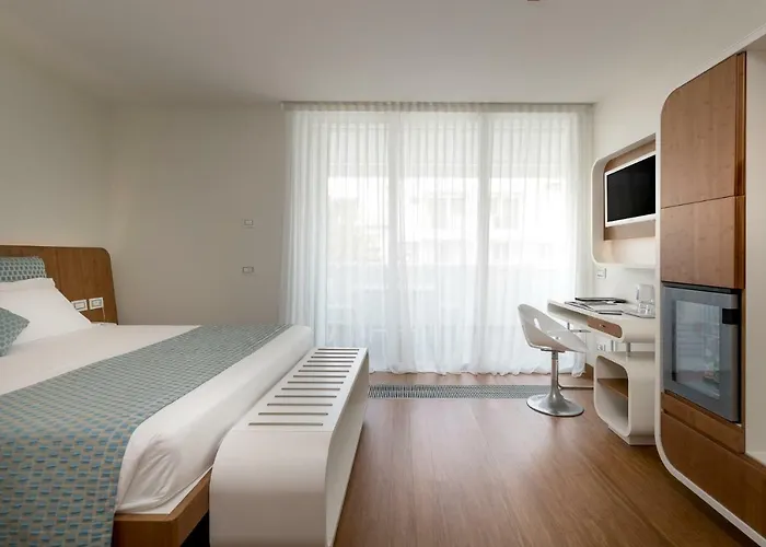 T-suite 4* ריצ'יונה