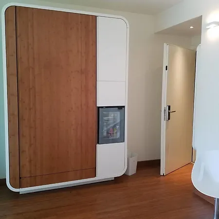 Ξενοδοχείο T-suite 4*