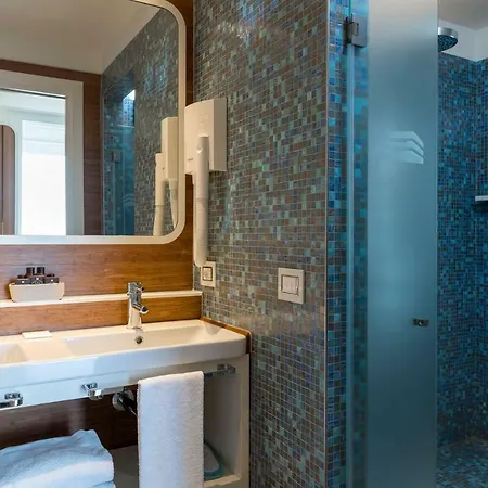 Hotel T-suite 4*