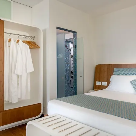 T-suite Hotel