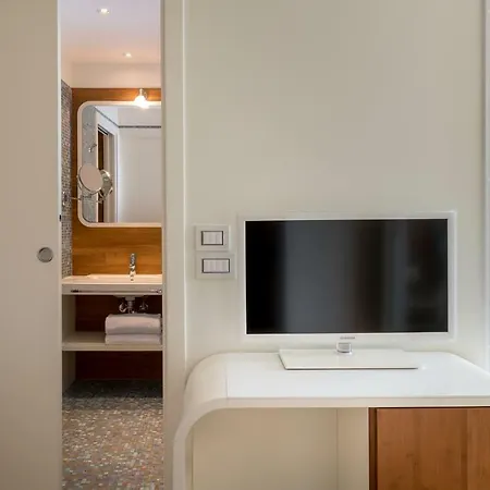 T-suite Hotel