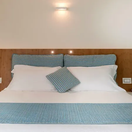 T-suite 4* Riccione